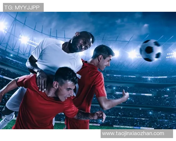 足球明星亲密互动瞬间揭秘友谊与竞争交织的场景 足球明星亲密互动瞬间揭秘友谊与竞争交织的场景